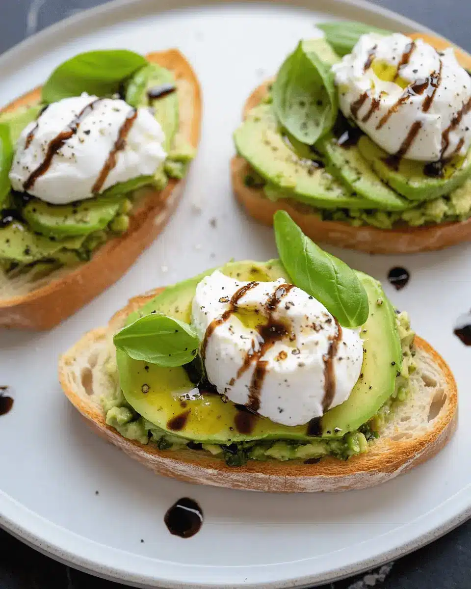 Avocado Burrata Bruschetta: A Juicy Twist for Your Tastebuds