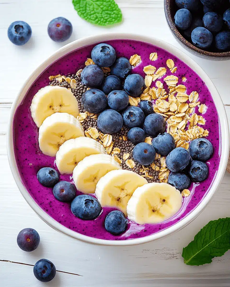 Acai-Heidelbeer-Bowl: The Best Energizing Breakfast Delight