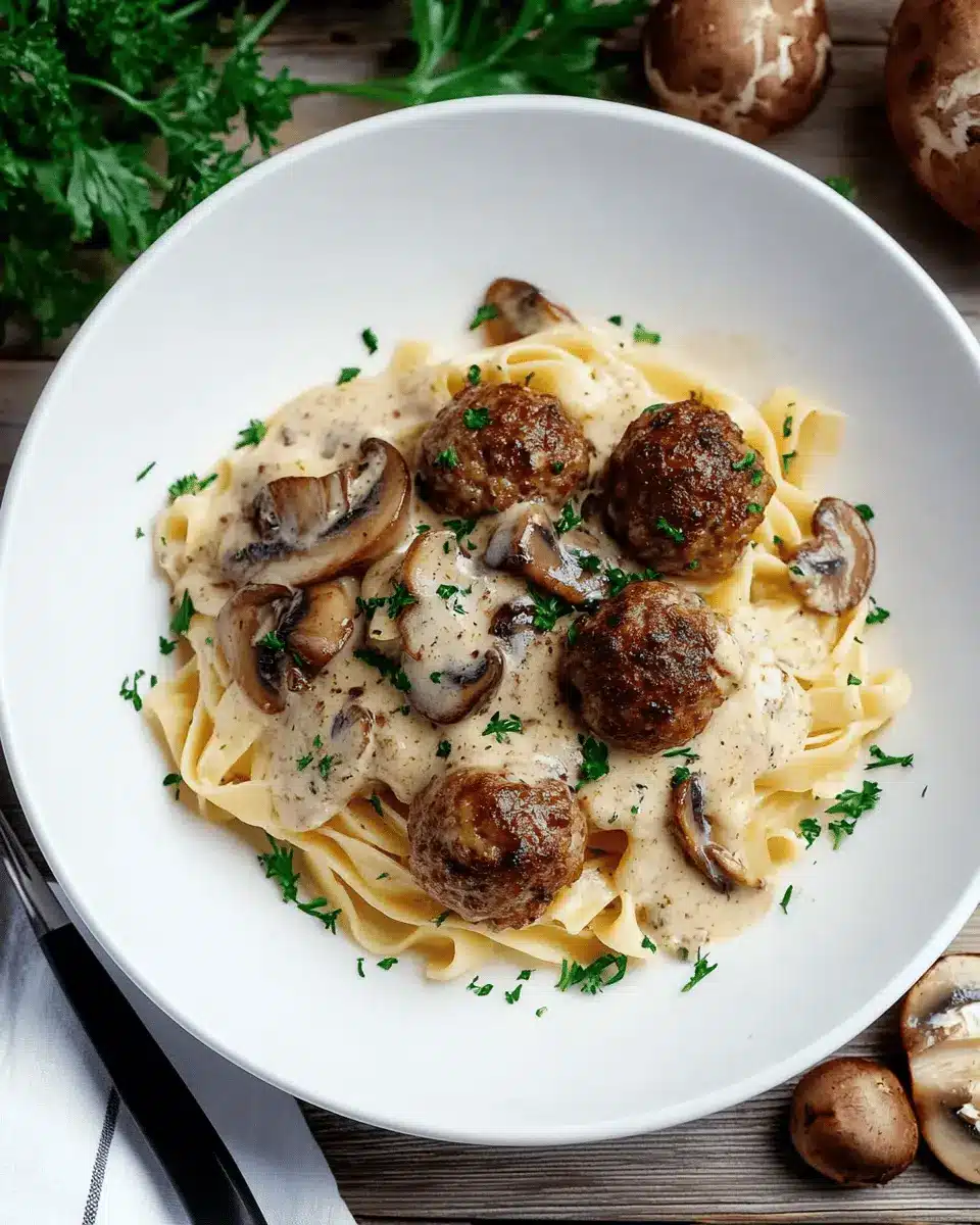 Nudeln mit Pilzen und Hackbällchen: A Cozy Comfort Dish