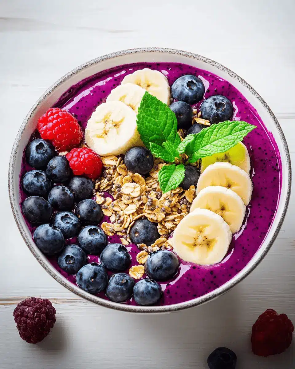 Acai-Heidelbeer-Bowl: The Best Energizing Breakfast Delight