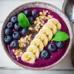 Acai-Heidelbeer-Bowl First Image First Image