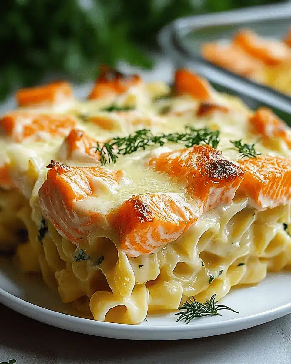 Nudelauflauf mit Lachs und Sahne: Irresistibly Creamy Comfort