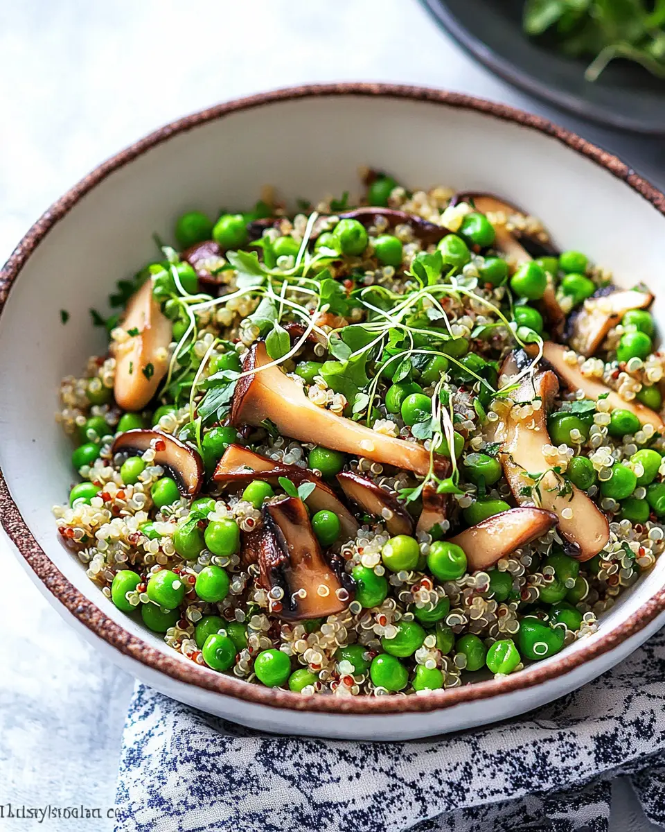 Quinoa-Salat mit Shiitake und Erbsen First Image First Image