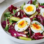 Radicchio-Sellerie-Salat mit Ei First Image First Image