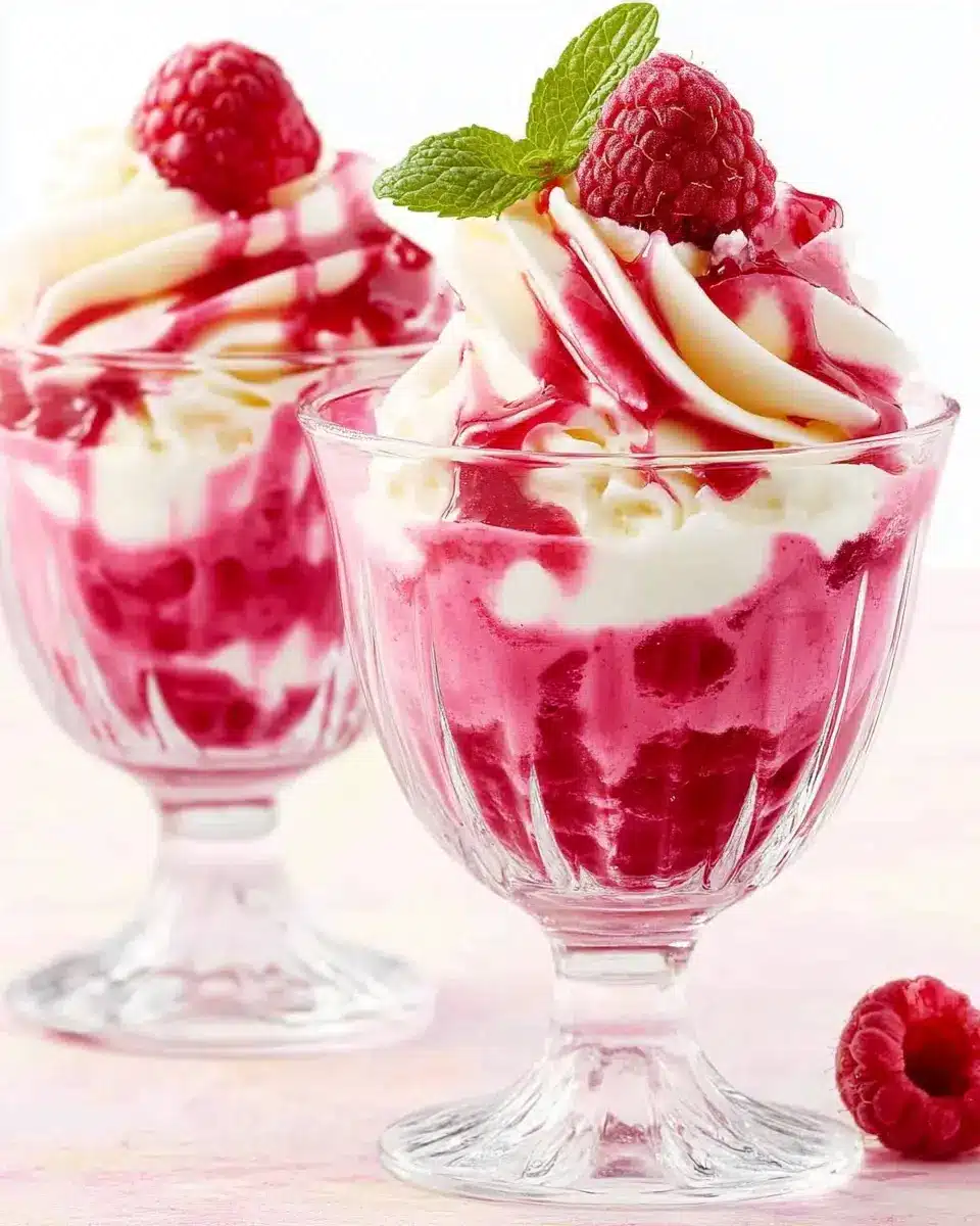 Himbeer Quark Mousse: Indulgent Creamy Bliss at Home