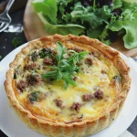 Wirsing-Quiche mit Hackfleisch und Bergkäse First Image First Image